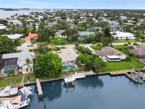 28 Sea Gull Avenue Vero Beach FL 32960