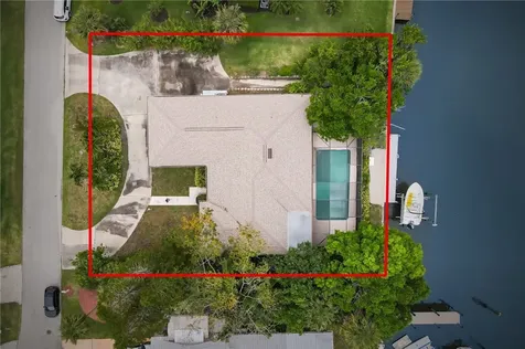 28 Sea Gull Avenue Vero Beach FL 32960