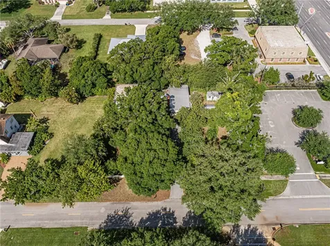1955 38th Avenue Vero Beach FL 32960