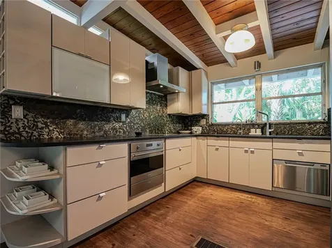 1881 E Barefoot Place Vero Beach FL 32963