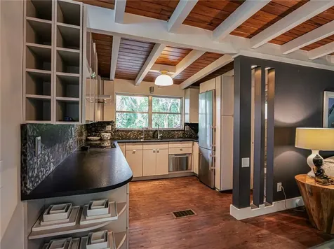 1881 E Barefoot Place Vero Beach FL 32963
