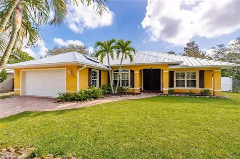 449 Mark Street Sebastian FL 32958