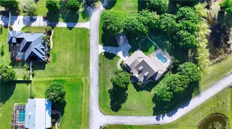 2483 Alanna Lane Melbourne FL 32934