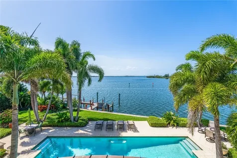 150 Anchor Drive Vero Beach FL 32963
