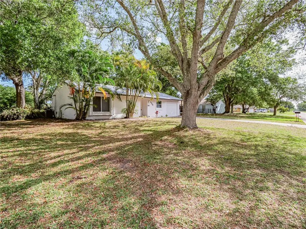 1746 25th Street SW Vero Beach FL 32962