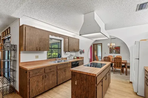 576 14th Avenue Vero Beach FL 32962