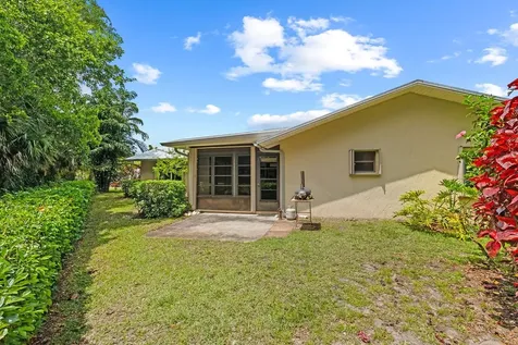 576 14th Avenue Vero Beach FL 32962
