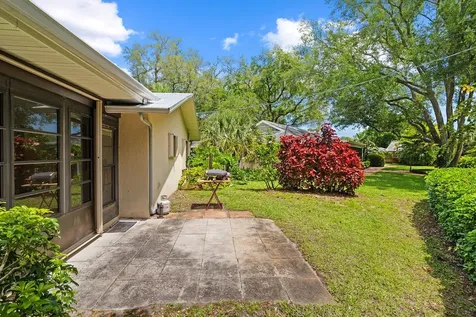 576 14th Avenue Vero Beach FL 32962