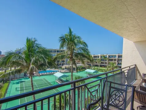 3939 Ocean Drive Vero Beach FL 32963