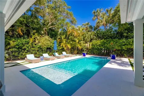 450 Ventura Place Vero Beach FL 32963