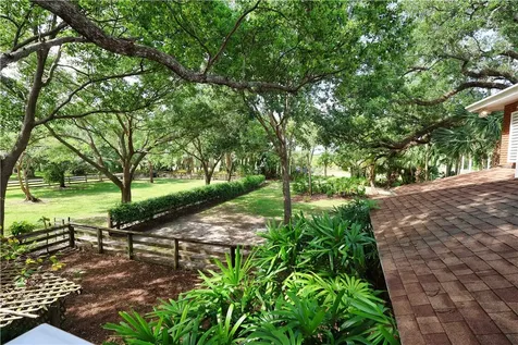 315 62nd Court SW Vero Beach FL 32968
