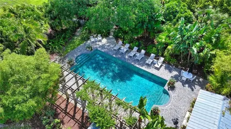 315 62nd Court SW Vero Beach FL 32968