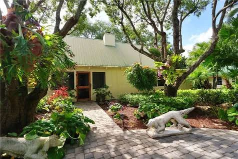 315 62nd Court SW Vero Beach FL 32968