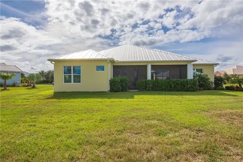 6400 Nevis Court Vero Beach FL 32967