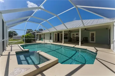 147 Empire Terrace Sebastian FL 32958