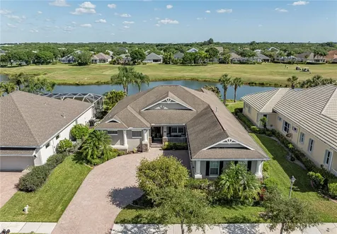 7592 S Village Square Vero Beach FL 32966