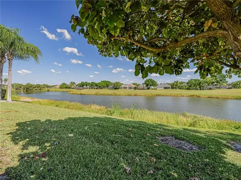 7592 S Village Square Vero Beach FL 32966
