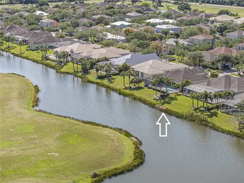 7592 S Village Square Vero Beach FL 32966
