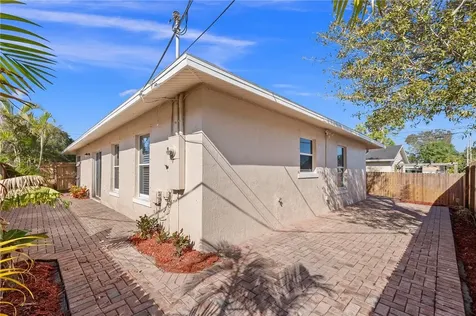 1410 20th Avenue SW Vero Beach FL 32962