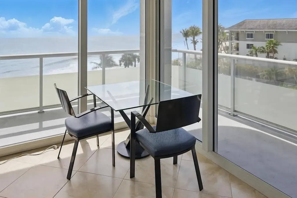3554 Ocean Drive Vero Beach FL 32963