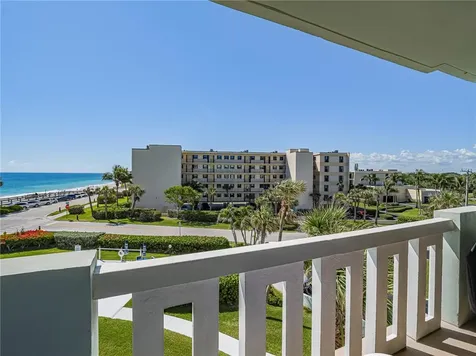 4049 Ocean Drive Vero Beach FL 32963