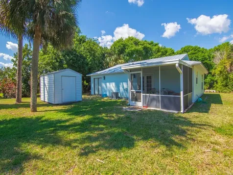1306 23rd Avenue SW Vero Beach FL 32962
