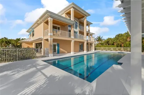 2275 Genesea Lane Vero Beach FL 32963