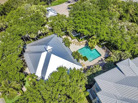 411 S Palm Island Circle Vero Beach FL 32963