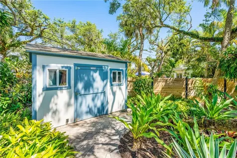 557 Dahlia Lane Vero Beach FL 32963