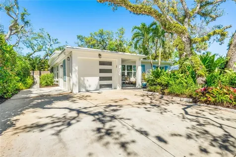 557 Dahlia Lane Vero Beach FL 32963