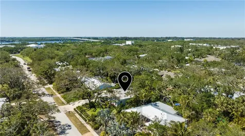 557 Dahlia Lane Vero Beach FL 32963