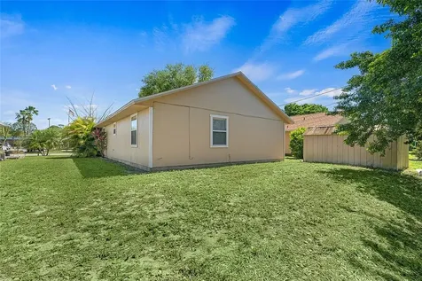 1135 18th Avenue SW Vero Beach FL 32962