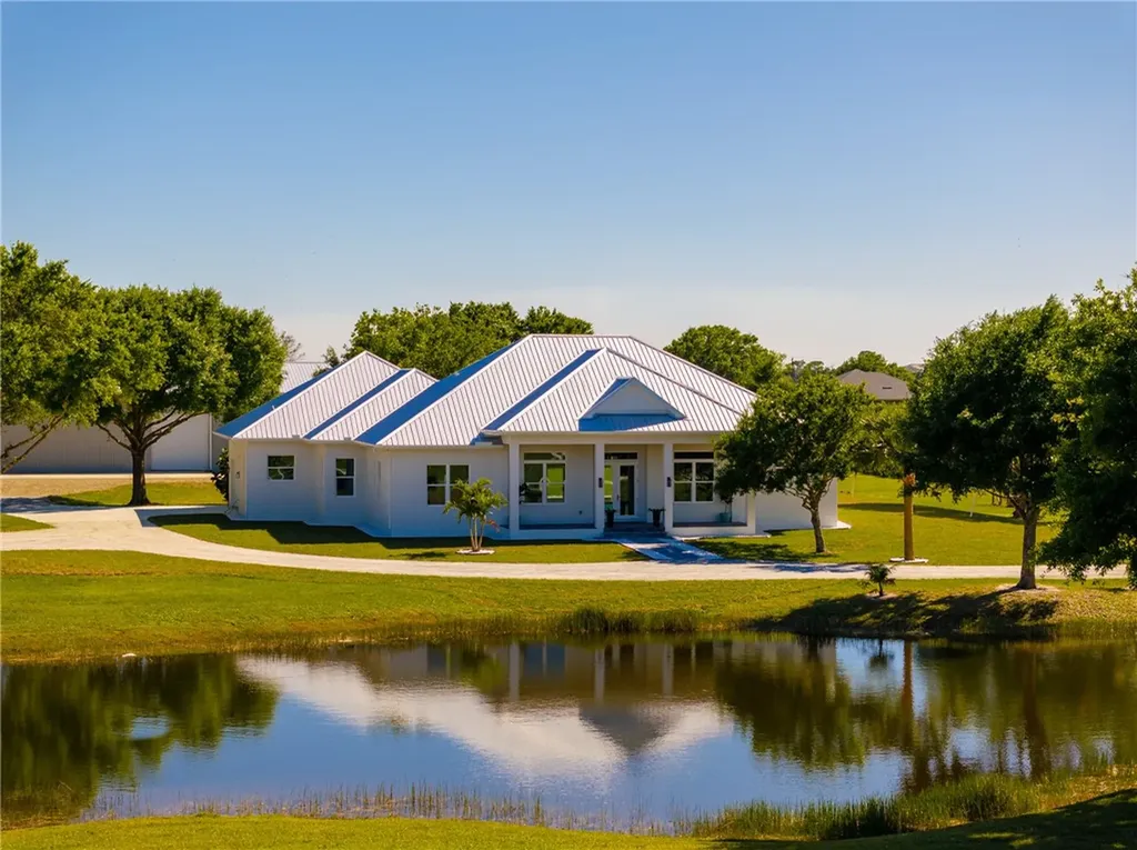 7205 Kamelya Street SW Vero Beach FL 32968