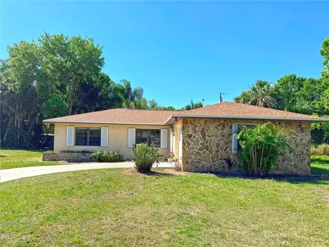 625 11th Place Vero Beach FL 32960