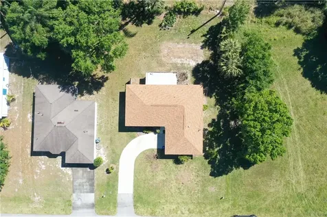 625 11th Place Vero Beach FL 32960