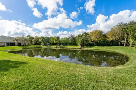 4325 Cross Court Vero Beach FL 32967