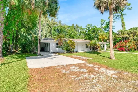 2545 Granada Avenue Vero Beach FL 32960