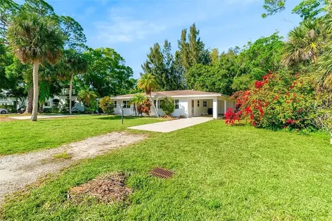 2545 Granada Avenue Vero Beach FL 32960