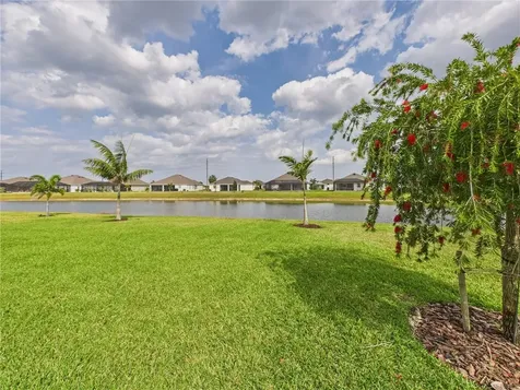 8406 Laguna Circle Sebastian FL 32976