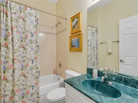 465 E Tangerine Square SW Vero Beach FL 32968
