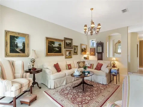 465 E Tangerine Square SW Vero Beach FL 32968