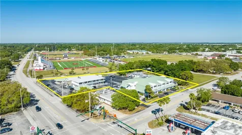 1615 14th Avenue Vero Beach FL 32960