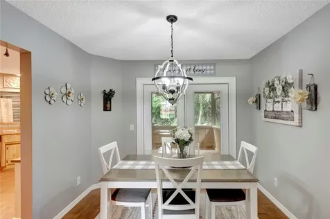 6025 6th Place Vero Beach FL 32968