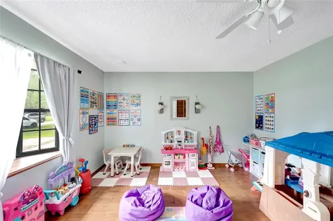 6025 6th Place Vero Beach FL 32968