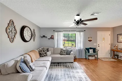 6025 6th Place Vero Beach FL 32968