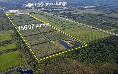 2400 102ND Avenue Vero Beach FL 32966