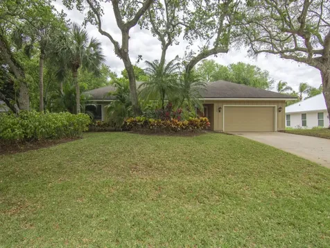 1130 Atocha Way Vero Beach FL 32963