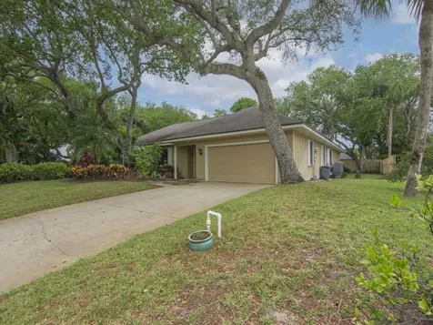 1130 Atocha Way Vero Beach FL 32963