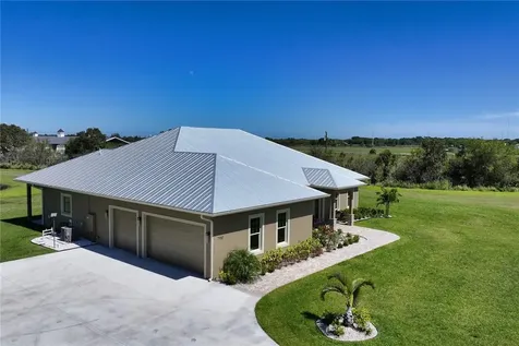 7980 White Fences Lane Vero Beach FL 32968
