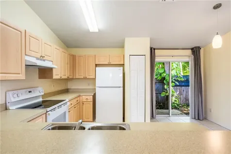 26 44th Avenue Vero Beach FL 32968